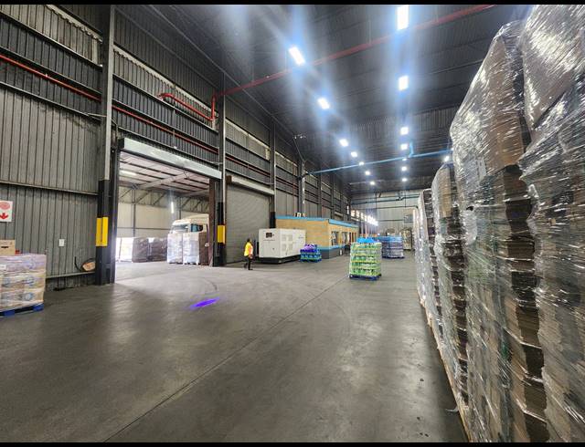 24,910M² WAREHOUSE TO LET IN WADEVILLE
